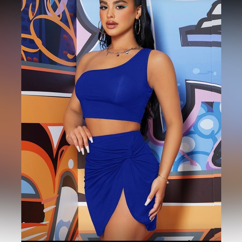 SHEIN SXY One Shoulder Top & Twist Skirt Set - Picture 2 of 5